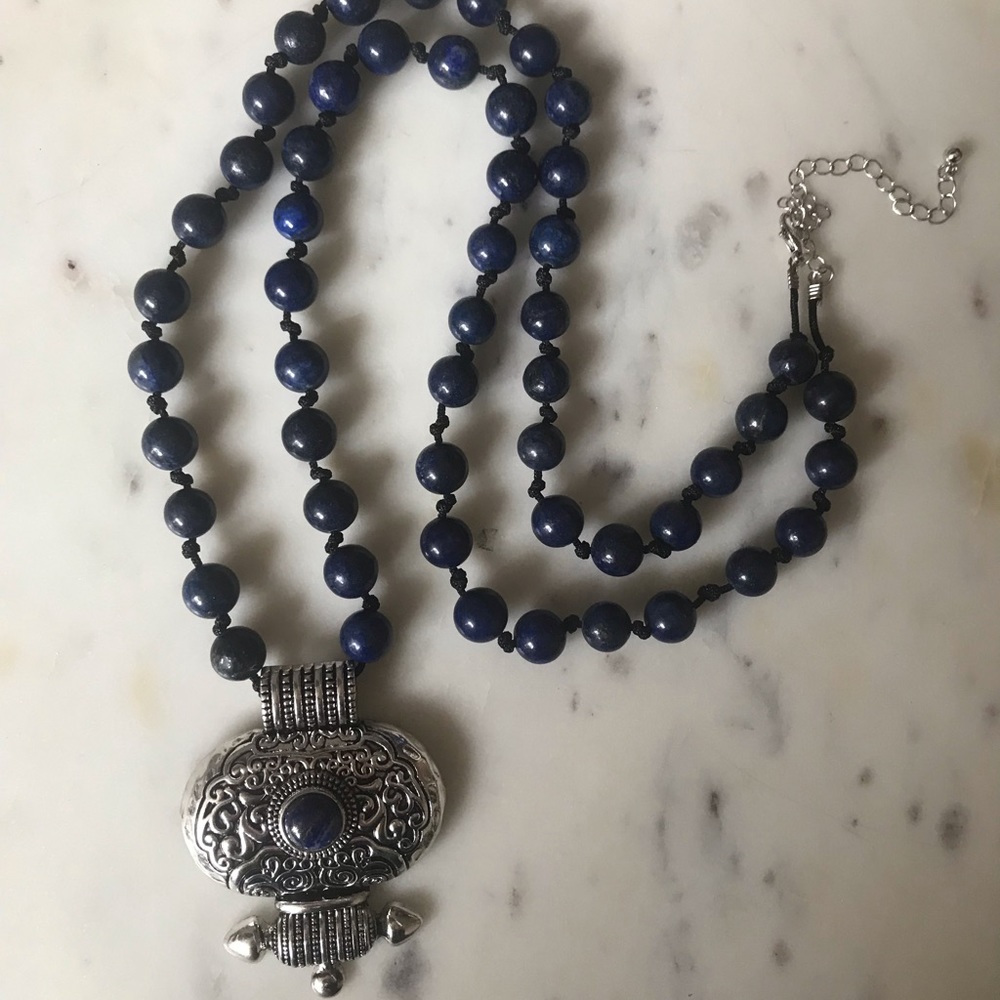 Free People tribal pendant necklace blue bead $48 boho / festival / bohemian